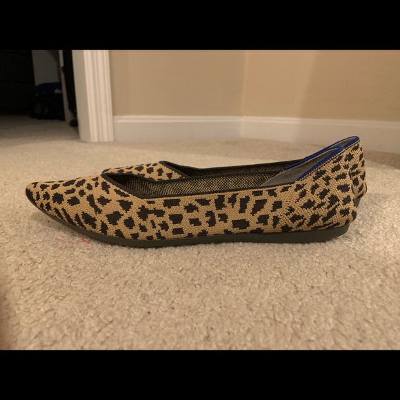 [SOLD] Rothy’s Leopard Points (Size 8) - Picture 6 of 8